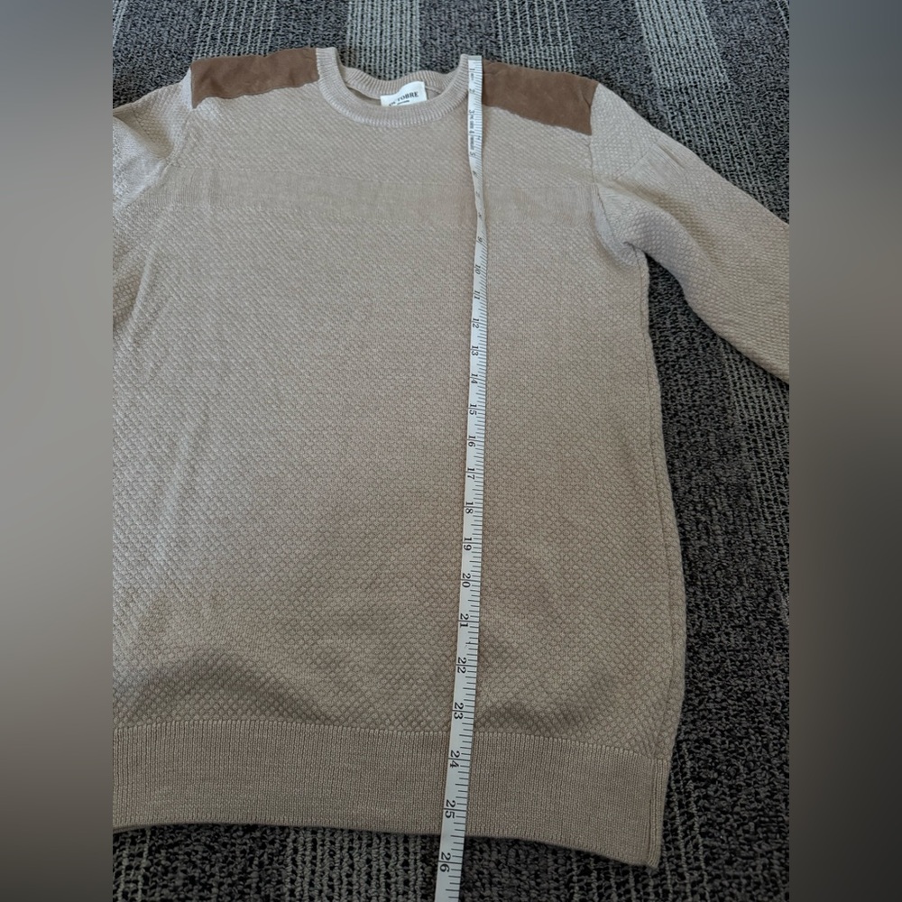 OCTOBRE Editions/Sezane Men’s tan sweater Made in Portugal 100% merino wool - Picture 2 of 6